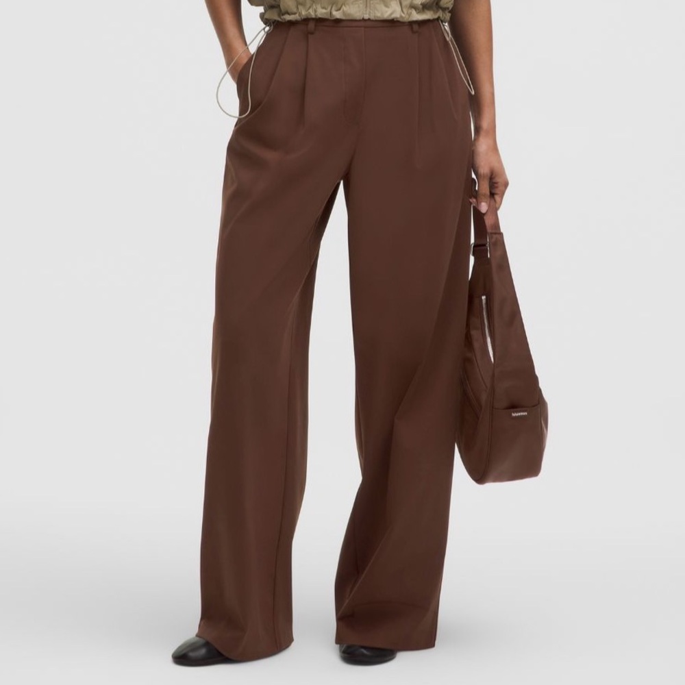 lululemon athletica lava cake brown daydrift wide Leg Pants reg length L